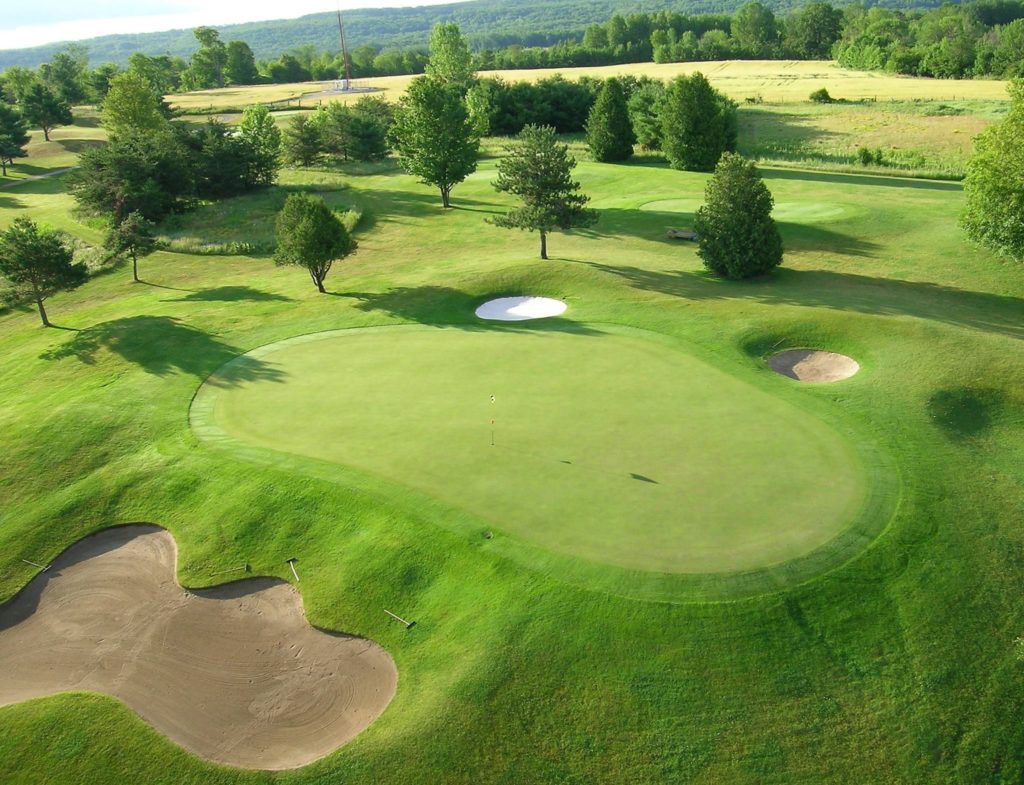 Brooklea Golf Club, Midland, Ontario sold by Colliers Niagara